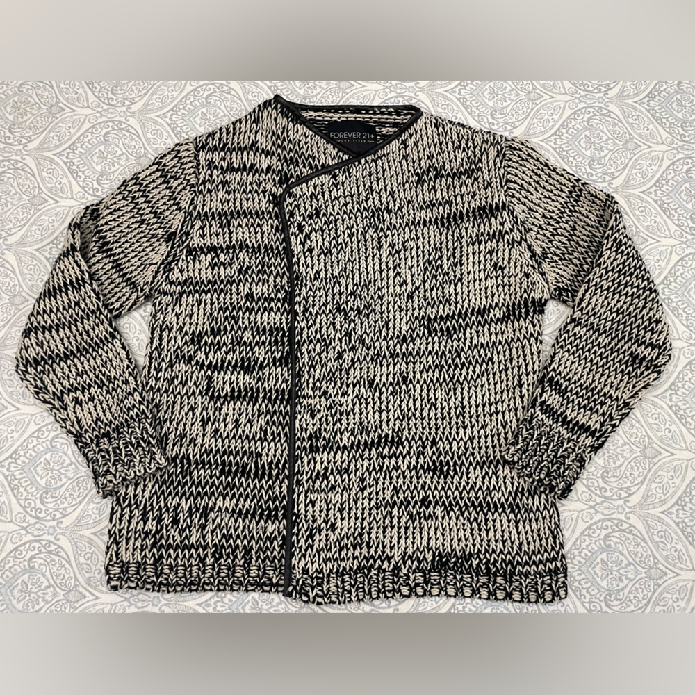 ❗️Last Chance❗️ F21 Knit Cardigan